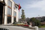Istanbul 20 en 22 mei 2013
Diverse gebouwen en populaire winkels in Istanbul. Apartementen complex waar Wesley Sneijder en Yolanthe Sneijder Cabau wonen
Peter Smulders bv
