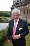 Haarzuilens 12 juni 2013
Haringparty op kasteel de Haar in Haarzuilens. Willibrord Frequin met vriendin
Peter Smulders bv