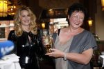 Amsterdam 13 juni 2013
Presentatie nieuwe boek van Claudia Schoemacher in hotel l Americain. Wilma Nanninga met dildo
Peter Smulders bv
