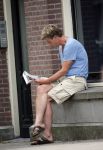Amsterdam 19 juni 2013
Wim Kieft koopt samen met zijn dochter een krantje.
Peter Smulders bv