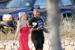 ibiza 15 juni 2013
Winston Bogarde met een kennis op ibiza.
Peter Smulders bv