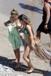 ibiza 15 juni 2013
Wesley Sneijder en Yolanthe Sneijder Cabau met Rodney Reduan en Jalal Diba en vrienden bij tropicana beach.
Peter Smulders bv