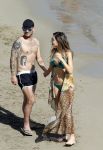 ibiza 15 juni 2013
Wesley Sneijder en Yolanthe Sneijder Cabau met Rodney Reduan en Jalal Diba en vrienden bij tropicana beach.
Peter Smulders bv