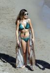 ibiza 15 juni 2013
Wesley Sneijder en Yolanthe Sneijder Cabau met Rodney Reduan en Jalal Diba en vrienden bij tropicana beach.
Peter Smulders bv