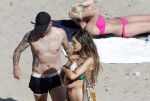 ibiza 15 juni 2013
Wesley Sneijder en Yolanthe Sneijder Cabau met Rodney Reduan en Jalal Diba en vrienden bij tropicana beach.
Peter Smulders bv