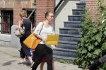 Amsterdam 18 juni 2013
Zangeres Anouk met haar zoon bij hun huis waar verbouwd wordt. Er wordt een nieuwe fundering gemaakt omdat de oude niet meer goed was.
Peter Smulders bv