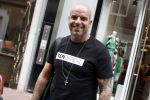 Amsterdam 21 juni 2016
Andy v d Mweyde op de pc hooftstraat met een shirt van 10official aan. (Merk van Rodney Sneijder)