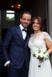 Belgie 16 juni 2016
Een zwangere Belle Perez trouwt met Wouter van der Horst. De ouders zijn natuurlijk ook aanwezig.