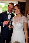 Belgie 16 juni 2016
Een zwangere Belle Perez trouwt met Wouter van der Horst. De ouders zijn natuurlijk ook aanwezig.