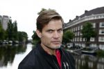 Amsterdam 23 juni 2016
Annette de Vries interviewt Casper v Dien en Florian Munteanu bij the harbour club.
Varol Porsemay heeft ze naar nederland gehaald.