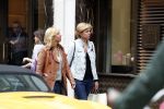 Amsterdam 21 juni 2016 
Claudia de Breij met haar vriendin Jessica v Geel op de pc hooftstraat