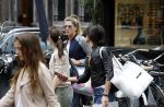 Amsterdam 22 juni 2016 
Danielle Oerlemans met allemaal kinderen in amsterdam zuid