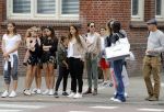 Amsterdam 22 juni 2016 
Danielle Oerlemans met allemaal kinderen in amsterdam zuid