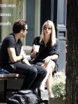 Amsterdam 22 juni 2016 
Zanger Dotan harpenau met (een) vriendin  in amsterdam zuid