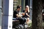Amsterdam 22 juni 2016 
Zanger Dotan harpenau met (een) vriendin  in amsterdam zuid