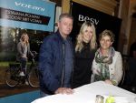 Amsterdam 14 juni 2016
Presentatie electrische fiets van het merk BESV met Estavana Polman. CEO Andy Su is ook aanwezig bij de presentatie in het Amstel Hotel. Estavana met vader en moeder