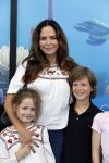 Amsterdam 22 juni 2016 
Premiere finding Dory in theater Amsterdam.
Evelyn Struik met haar kinderen