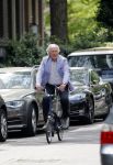 Amsterdam 10 jnuni 2016
Fred Oster op de fiets in A~msterdam zuid.