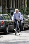 Amsterdam 10 jnuni 2016
Fred Oster op de fiets in A~msterdam zuid.