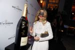Amsterdam 10 juni 2016
Feestje Moet Chandon. Georgina Verbaan met haar nieuwe vriend Bram v Leeuwn.