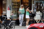 Amsterdam 22 juni 2016
Lieke v Lexmond heeft zich laten verwennen in de spa op de cornelis schuytstraat. Lieke trouwt komend weekend in italie.