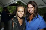 Amsterdam 20 juni 2016
Boekpresentatie Isa Hoes en Vlinder Kmaerling in het blauwe theehuis in het vondelpark.
Liesbeth kamerling