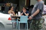Amsterdam 7 juni 2016
Martijn Krabbe en zijn vriendin Noi Pakon op terras bij Loetje.