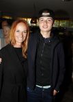 Amsterdam 20 juni 2016
Boekpresentatie Isa Hoes en Vlinder Kmaerling in het blauwe theehuis in het vondelpark.
Patty Zomer met zoon