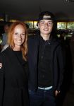 Amsterdam 20 juni 2016
Boekpresentatie Isa Hoes en Vlinder Kmaerling in het blauwe theehuis in het vondelpark.
Patty Zomer met zoon