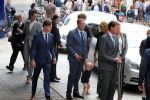 Den Bosch 123 juni 2018
Afscheidsdienst / begrafenis moeder Albert Verlinde . Onno Hoes draagt mede de kist.