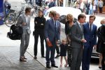 Den Bosch 123 juni 2018
Afscheidsdienst / begrafenis moeder Albert Verlinde . Onno Hoes draagt mede de kist.