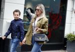 Amsterdam 18 juni 2018
Christie Bokma met zoontje op de pc hooftstraat.