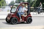 Amsterdam 17 juni 2018
Connie Witteman met verloofde Eugene v Dun in een nieuw Biro karretje