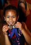 Amsterdam 17 juni 2018
De dochter van Edsilia Rombley en Tjeerd Oosterhuis wint medailles met turnen