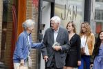 Amsterdam 19 juni 2018
Frits Bolkestein met zijn vrouw Femke Boersma op terras en op de utrechtsestraat.