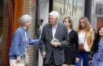 Amsterdam 19 juni 2018
Frits Bolkestein met zijn vrouw Femke Boersma op terras en op de utrechtsestraat.