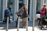 Amsterdam 20 juni 2018
Halina Reijn vertrekt met fiets na bezoek aan Lassus tandartsen.