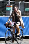 Amsterdam 20 juni 2018
Halina Reijn vertrekt met fiets na bezoek aan Lassus tandartsen.