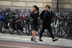 Amsterdam 11 juni 2018
Holly Brood en haar Vriend Soy Kroon dansend op straat