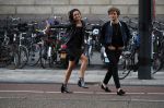 Amsterdam 11 juni 2018
Holly Brood en haar Vriend Soy Kroon dansend op straat
