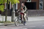 Amsterdam 15 juni 2018
Johan Neijenhuis met dochter op de fiets.