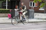 Amsterdam 15 juni 2018
Johan Neijenhuis met dochter op de fiets.