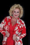 Muiden 18 juni 2018
UITREIKING COSMOQUEEN AWARD 2018 AAN KARIN BLOEMEN EN MARJOLEIN DE JONG door Anita Witzier.
