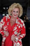 Muiden 18 juni 2018
UITREIKING COSMOQUEEN AWARD 2018 AAN KARIN BLOEMEN EN MARJOLEIN DE JONG door Anita Witzier.