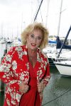 Muiden 18 juni 2018
UITREIKING COSMOQUEEN AWARD 2018 AAN KARIN BLOEMEN EN MARJOLEIN DE JONG door Anita Witzier.