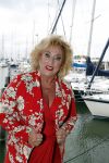 Muiden 18 juni 2018
UITREIKING COSMOQUEEN AWARD 2018 AAN KARIN BLOEMEN EN MARJOLEIN DE JONG door Anita Witzier.