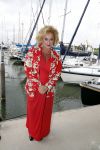Muiden 18 juni 2018
UITREIKING COSMOQUEEN AWARD 2018 AAN KARIN BLOEMEN EN MARJOLEIN DE JONG door Anita Witzier.