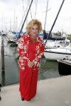 Muiden 18 juni 2018
UITREIKING COSMOQUEEN AWARD 2018 AAN KARIN BLOEMEN EN MARJOLEIN DE JONG door Anita Witzier.