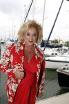Muiden 18 juni 2018
UITREIKING COSMOQUEEN AWARD 2018 AAN KARIN BLOEMEN EN MARJOLEIN DE JONG door Anita Witzier.