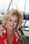 Muiden 18 juni 2018
UITREIKING COSMOQUEEN AWARD 2018 AAN KARIN BLOEMEN EN MARJOLEIN DE JONG door Anita Witzier.